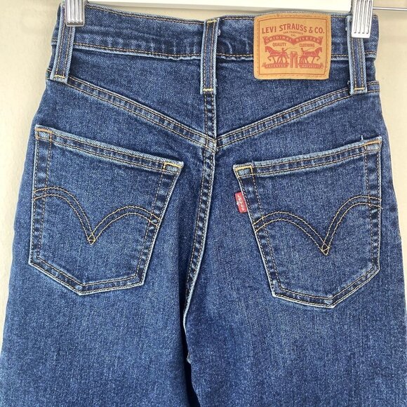 Levi's Ribcage Straight Jeans Dark Wash 24 - Picture 7 of 10